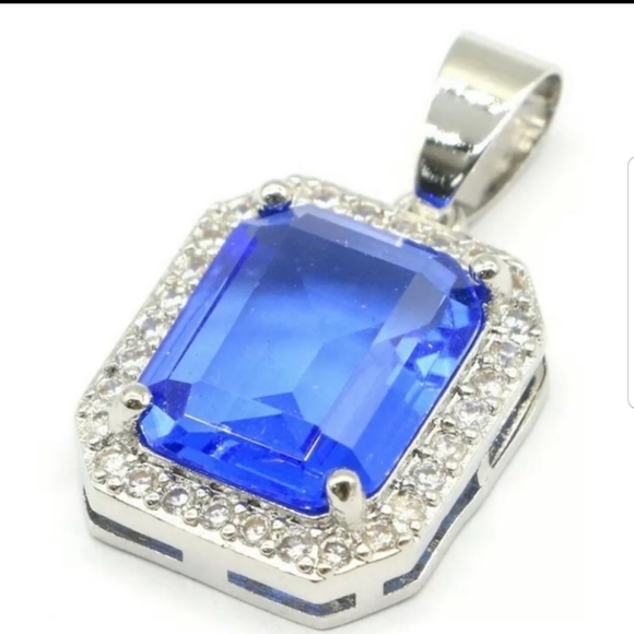 🌺Vtge Tanzanite,White Topaz Halo Pendant w/chain - Picture 2 of 7